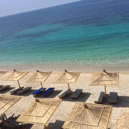 Emily's Hotel Himarë