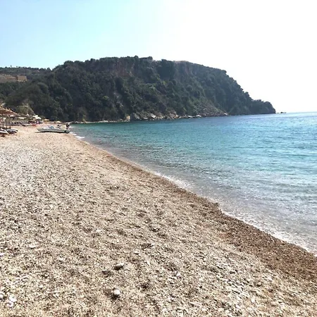 Hotel Emily's Himarë