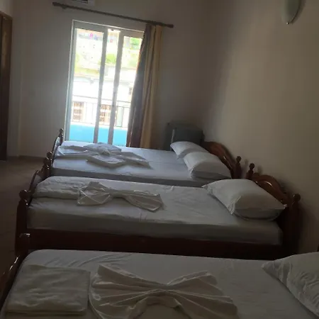 Emily's Otel Himarë
